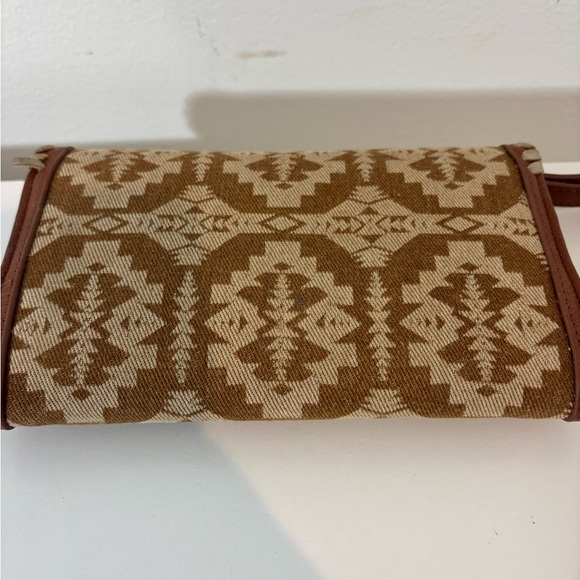 Wrangler Women Southwester Whipstitch Wristlet Wallet Western Brown Casual - Picture 5 of 11